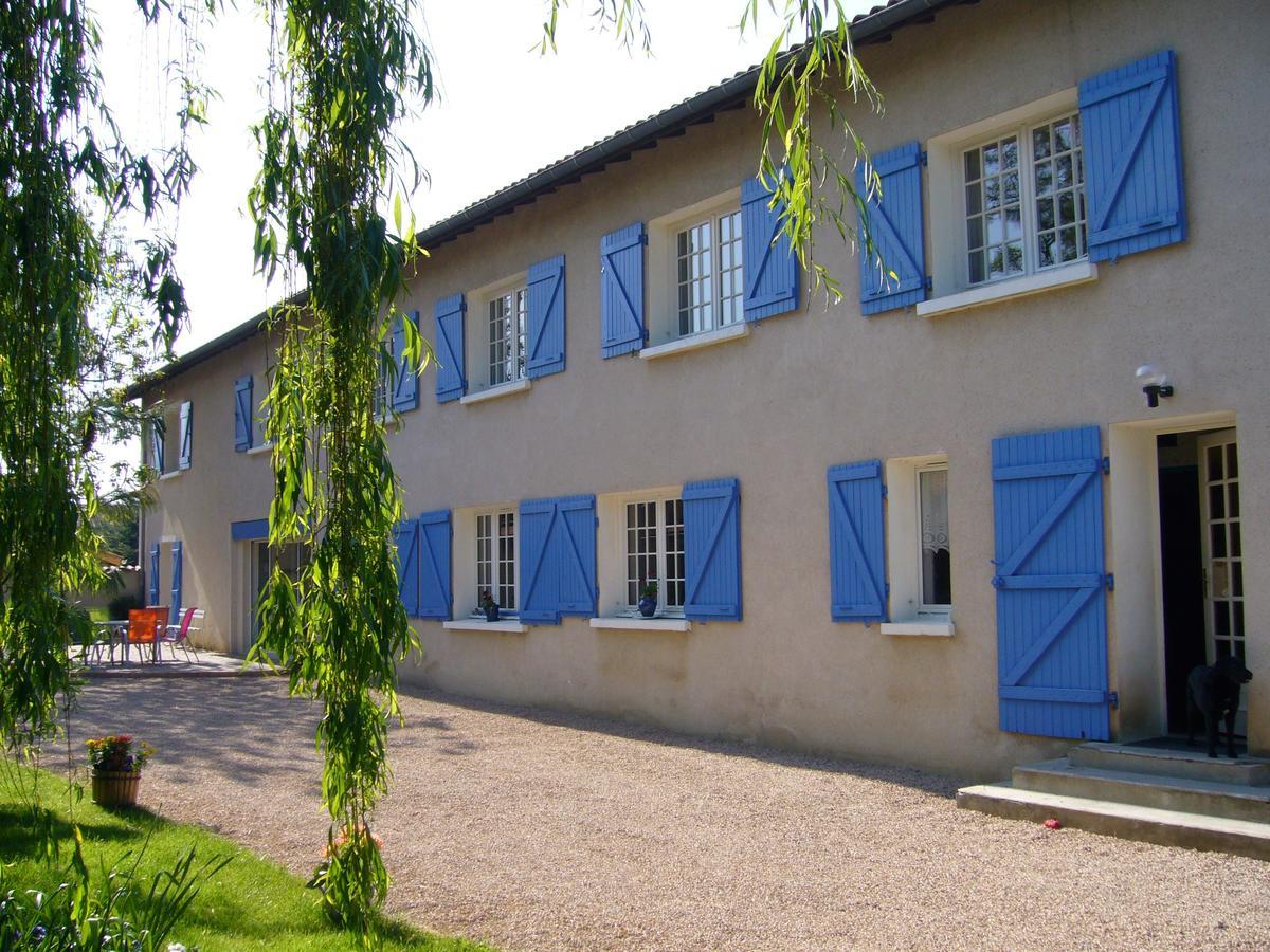 Le Relais Du Grand Logis Bed & Breakfast Civrieux Bagian luar foto