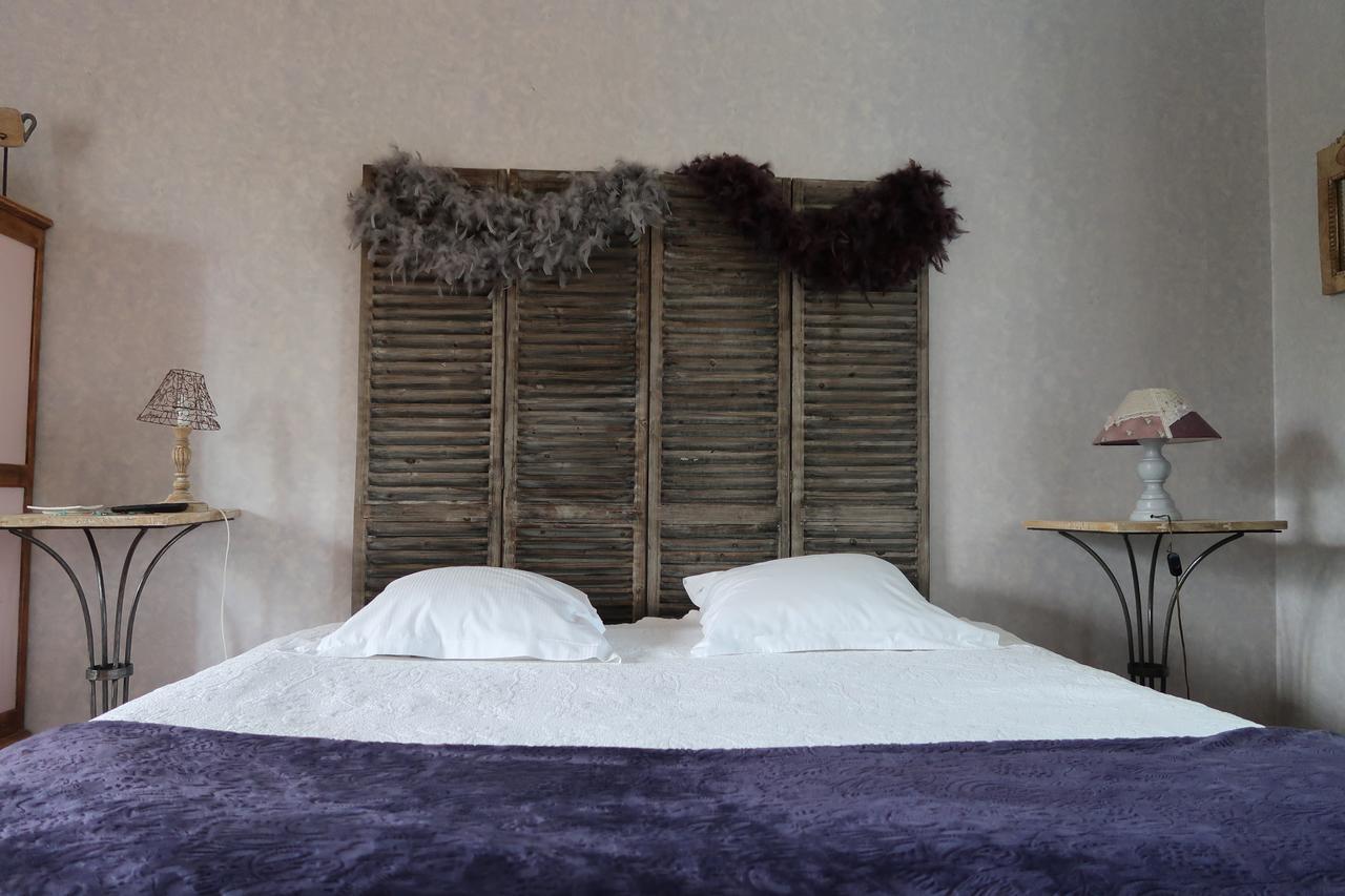 Le Relais Du Grand Logis Bed & Breakfast Civrieux Bagian luar foto
